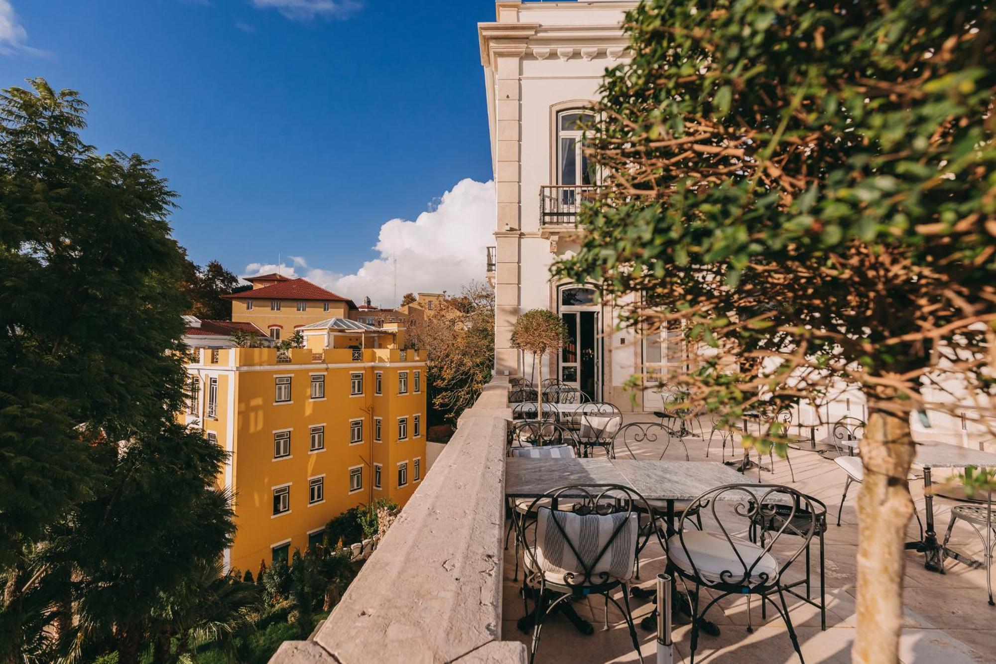 Torel Palace Lisboa Exteriér fotografie The terrace of the hotel
